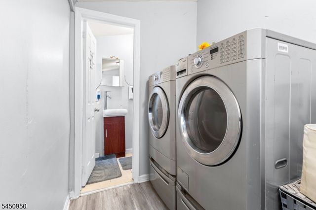 81 Schley St, Newark City, NJ 07112