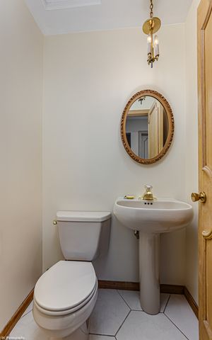 12138 S Cheyenne Drive, Palos Heights, IL 60463