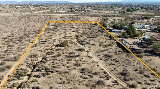 0 Desert, Oak Hills, CA 92344