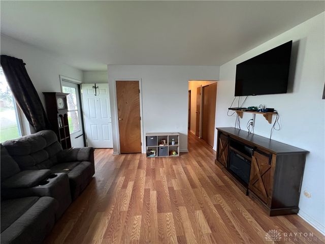 304 Sunset Drive, New Carlisle, OH 45344