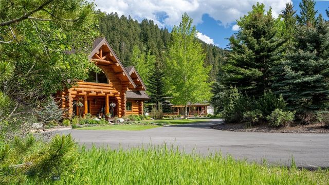 42530 Gallatin Road, Big Sky, MT 59716