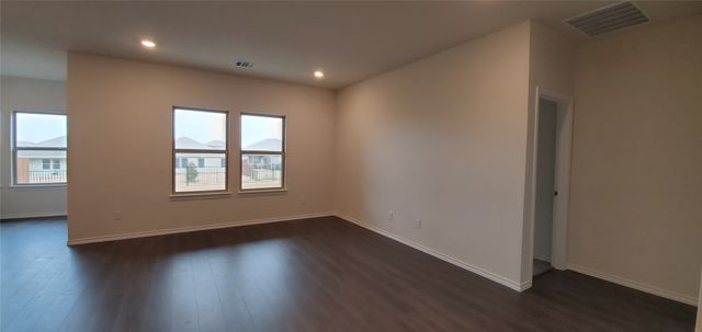 813 Fueller Drive, Aubrey, TX 76227