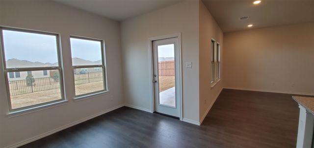 813 Fueller Drive, Aubrey, TX 76227