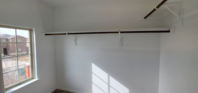 813 Fueller Drive, Aubrey, TX 76227