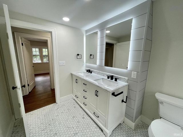 611 S Eagleson Avenue, Bloomington, IN 47401