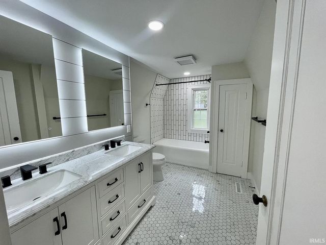 611 S Eagleson Avenue, Bloomington, IN 47401