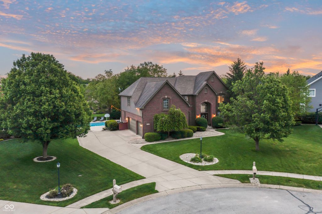 10736 Kemp Court, Fishers, IN 46040