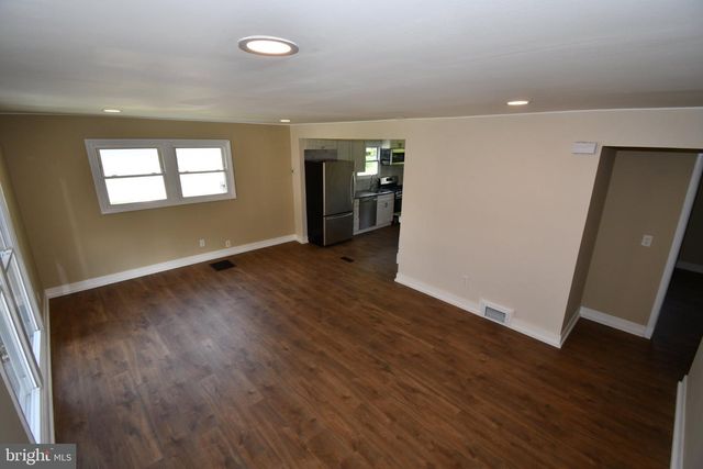 421 MANOR AVE, Millville, NJ 08332