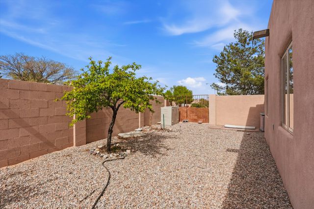 3908 Bay Hill Loop SE, Rio Rancho, NM 87124