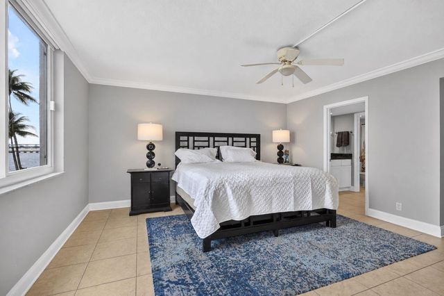 301 LAKE SHORE Drive 201, Lake Park, FL 33403