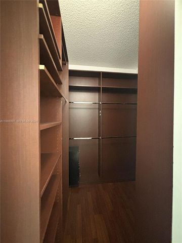 3255 NE 184th St 12509, Aventura, FL 33160