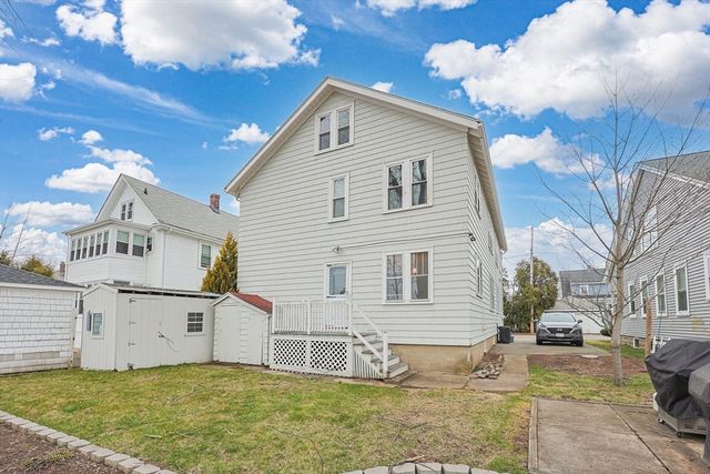 16 Palmer Ave 1, Peabody, MA 01960