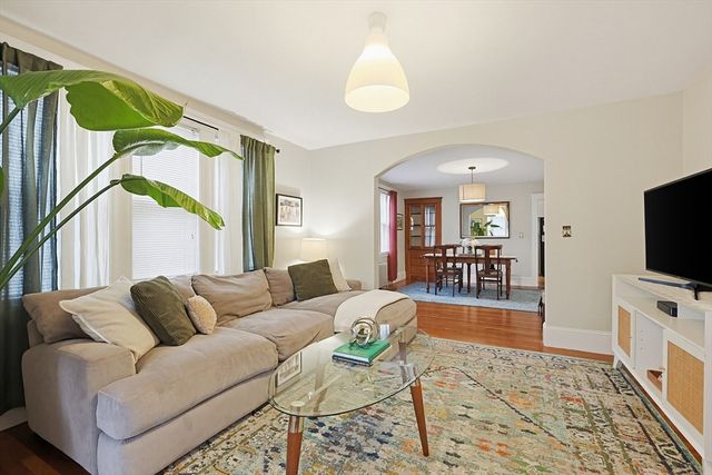 16 Palmer Ave 1, Peabody, MA 01960