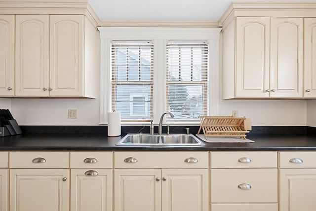 16 Palmer Ave 1, Peabody, MA 01960