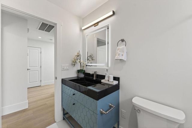 225 Eldorado Street, San Mateo, CA 94401