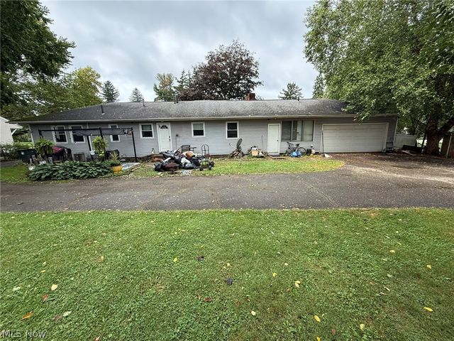 4924 Cleveland Avenue NW, Canton, OH 44709