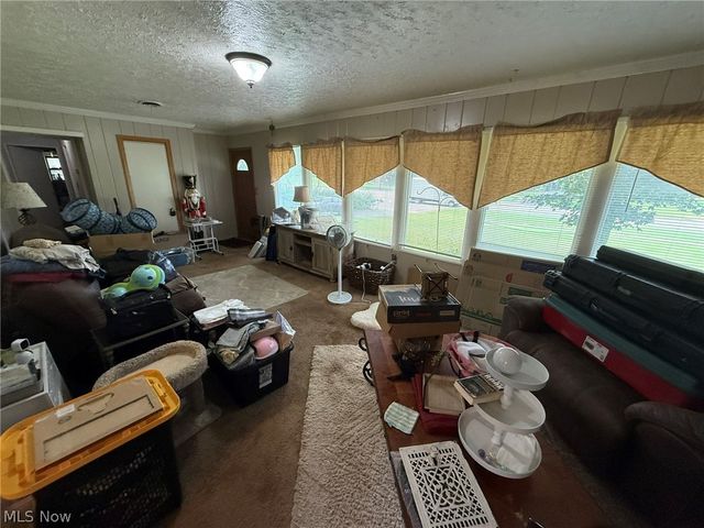 4924 Cleveland Avenue NW, Canton, OH 44709