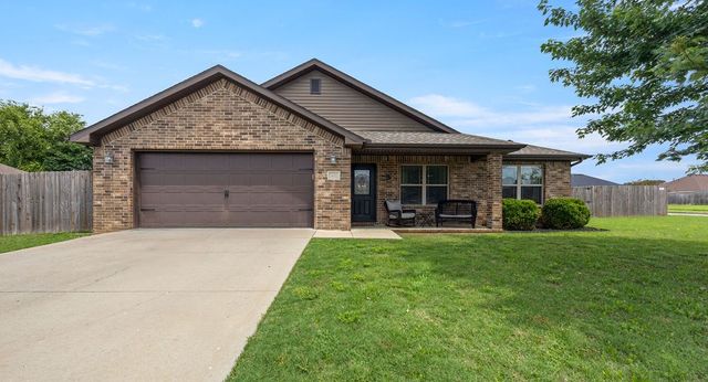 1401 Arkansas Lane, Prairie Grove, AR 72753