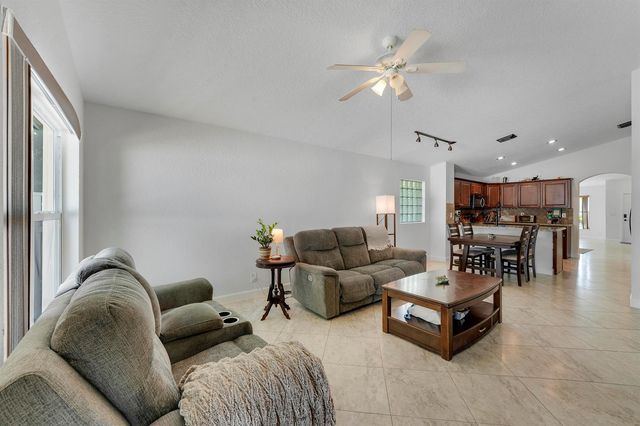1017 Fosters Mill Road, Boynton Beach, FL 33436