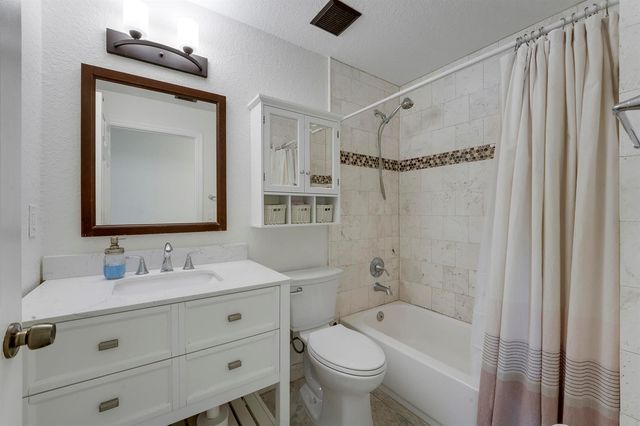 1017 Fosters Mill Road, Boynton Beach, FL 33436
