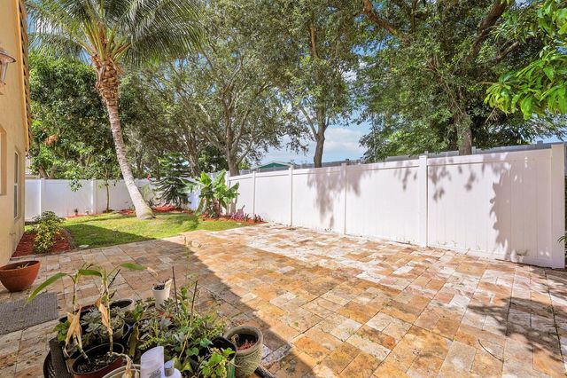 1017 Fosters Mill Road, Boynton Beach, FL 33436
