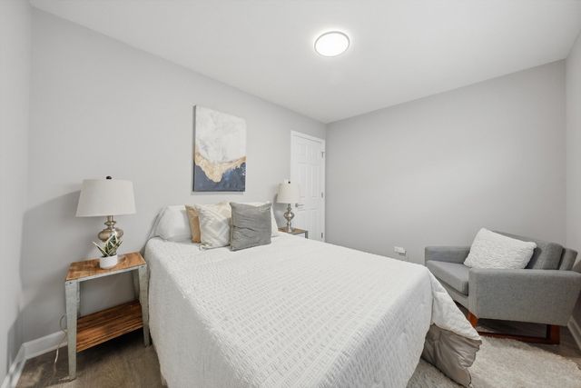 8231 S Wentworth Avenue, Chicago, IL 60620