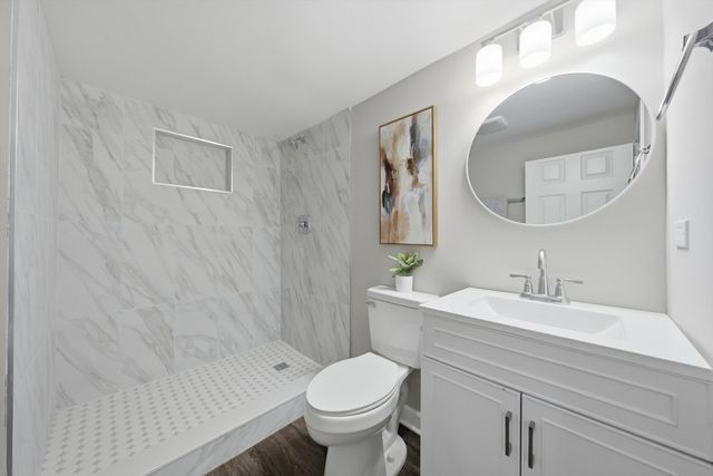 8231 S Wentworth Avenue, Chicago, IL 60620