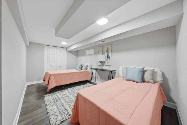 8231 S Wentworth Avenue, Chicago, IL 60620