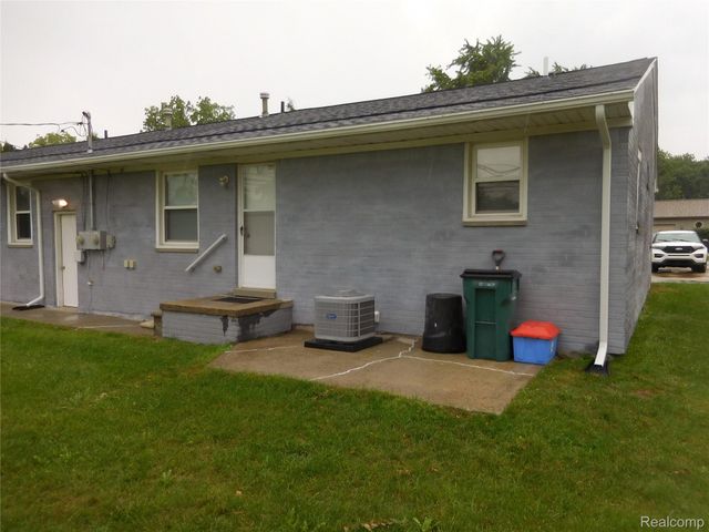 146 Olympia Drive, Troy, MI 48084