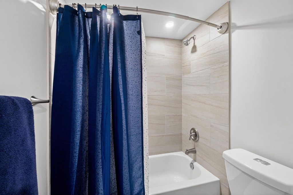 Image 17 of property listing at 1914 19th Court 34 B, Jupiter, FL 33477
