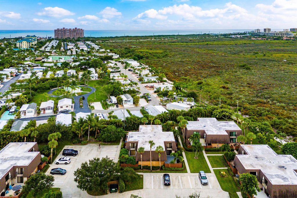 Image 27 of property listing at 1914 19th Court 34 B, Jupiter, FL 33477