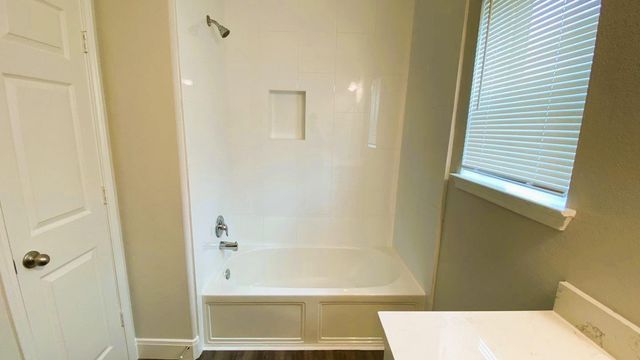 8237 Locksley Road A, Houston, TX 77078