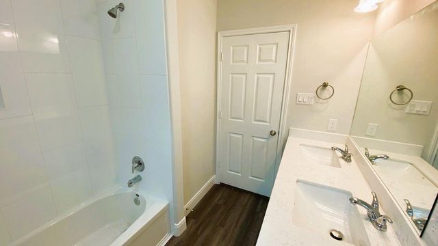 8237 Locksley Road A, Houston, TX 77078
