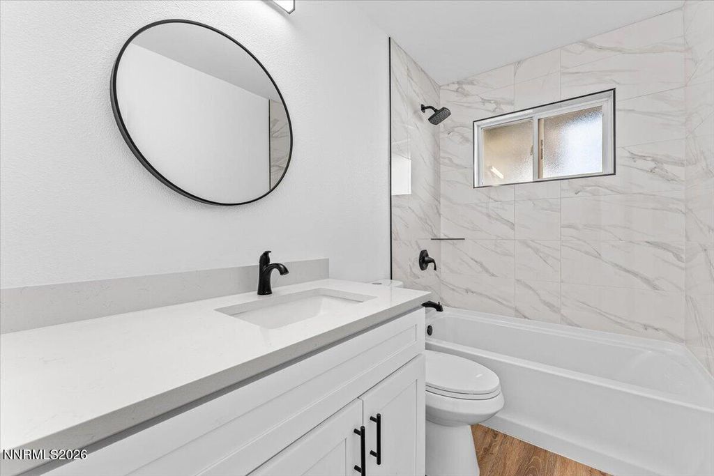 Image 16 of property listing at 424 S Richmond Avenue, Carson City, NV 89703