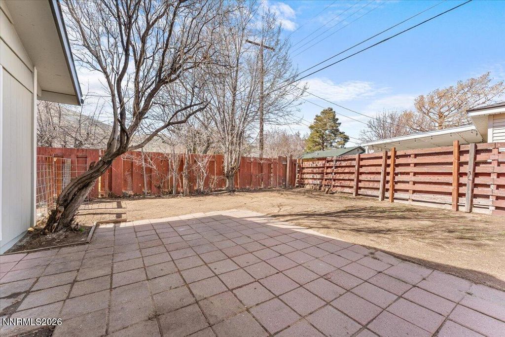 Image 23 of property listing at 424 S Richmond Avenue, Carson City, NV 89703