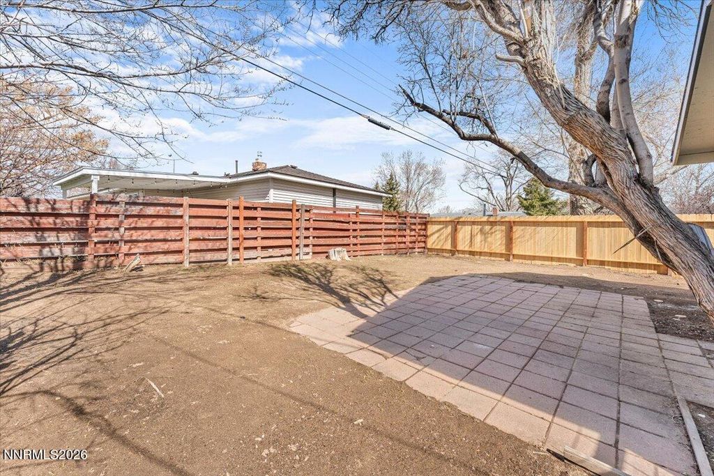 Image 24 of property listing at 424 S Richmond Avenue, Carson City, NV 89703