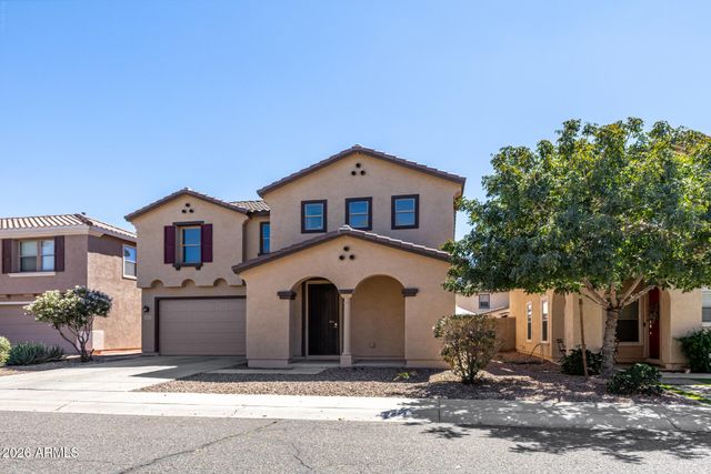 10925 W COLLEGE Drive, Phoenix, AZ 85037