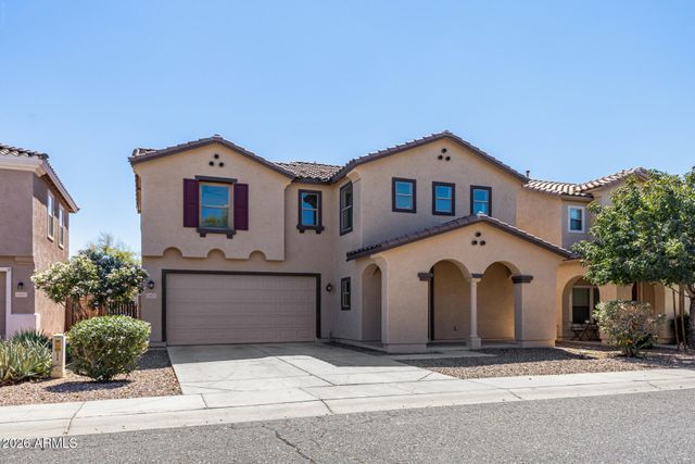 10925 W COLLEGE Drive, Phoenix, AZ 85037