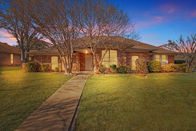 1603 Green Tree Lane, Duncanville, TX 75137
