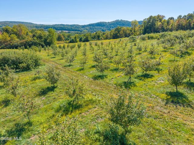 5635 NY-40, Argyle, NY 12809