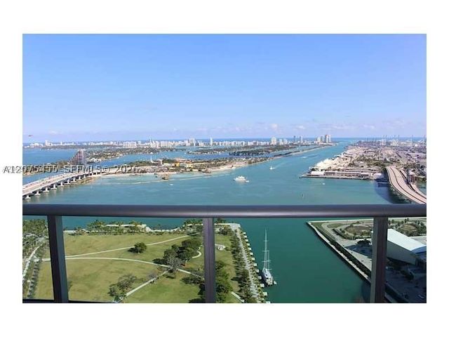 900 Biscayne Blvd 4207, Miami, FL 33132