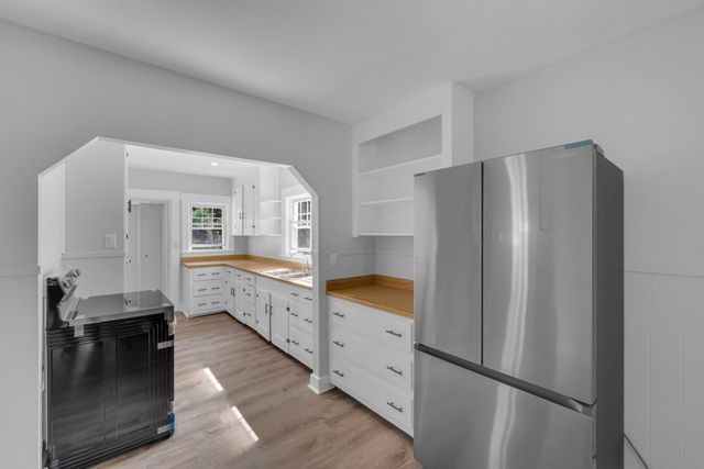 82 Waite Street, Leicester, MA 01524