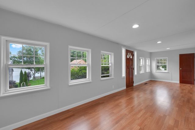 82 Waite Street, Leicester, MA 01524