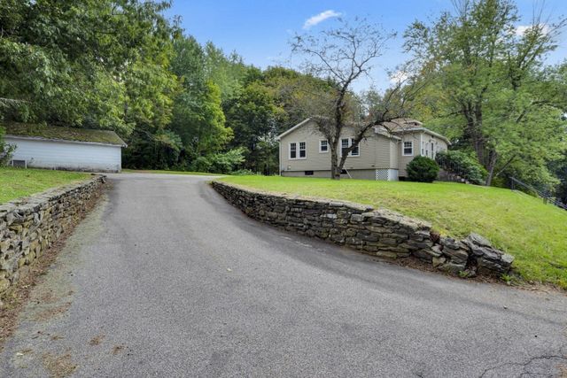 82 Waite Street, Leicester, MA 01524