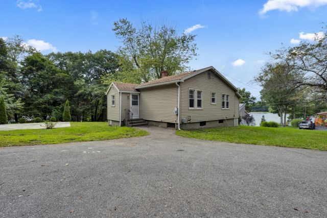 82 Waite Street, Leicester, MA 01524