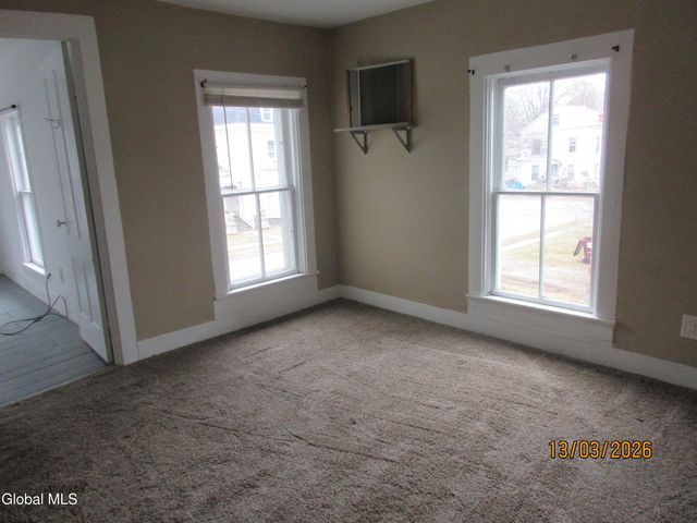 17 S Maple Street, Granville, NY 12832