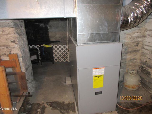 17 S Maple Street, Granville, NY 12832