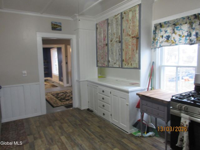 17 S Maple Street, Granville, NY 12832