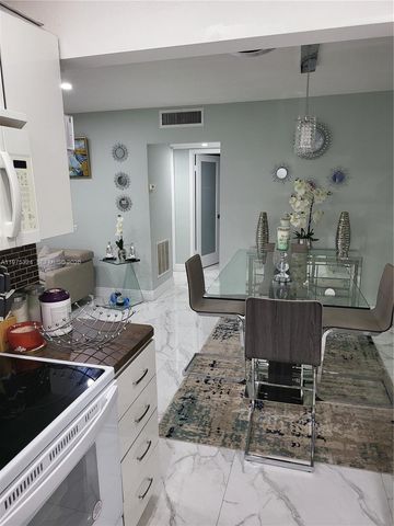 1747 Rodman St 110, Hollywood, FL 33020