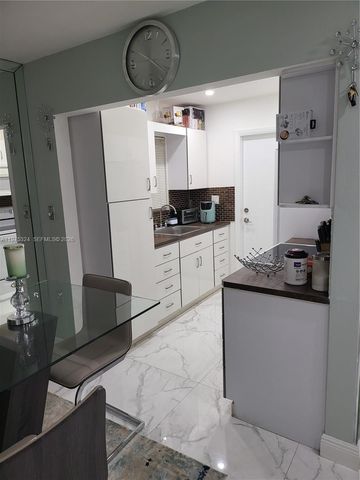 1747 Rodman St 110, Hollywood, FL 33020